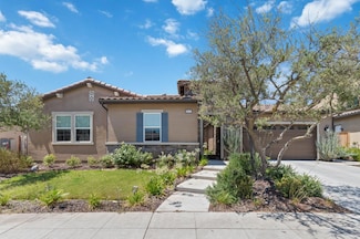 911 Highland Rd W, Madera, CA 93636