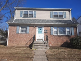 15 9th Ave, Hawthorne, NJ 07506