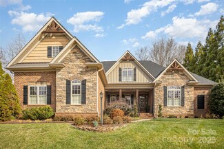 2028 Fitzhugh Ln, Matthews, NC 28104