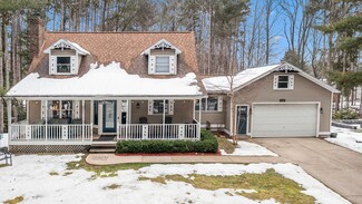 15927 Fendt Farm Dr, Holland, MI 49424