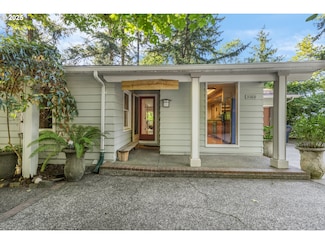 3160 Whitten Dr, Eugene, OR 97405