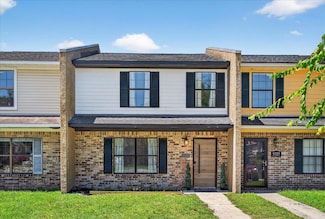 5725 Dewsbury Ln, North Charleston, SC 29418