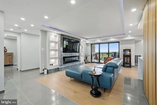309 Yoakum Pkwy Unit 1411, Alexandria, VA 22304