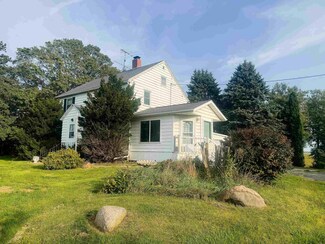 9202 Filmore Rd, West Union, IA 52175