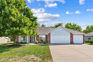 721 Bristol Dr, Raymore, MO 64083