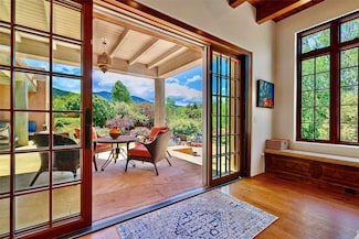 1226-B & C Cerro Gordo Rd, Santa Fe, NM 87501
