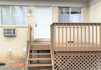154 Ladd Rd Unit A3, Walled Lake, MI 48390
