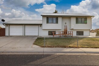 3209 E Hall Ct, Clifton, CO 81520