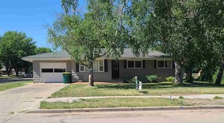 932 Newton Ave, Waupun, WI 53963
