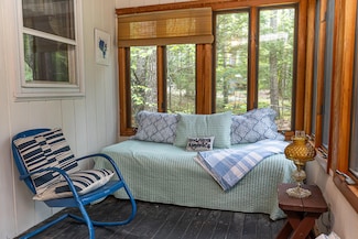 18 Julian St, Sebago, ME 04029