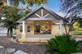 2078 Connie Dr, Canyon Lake, TX 78133
