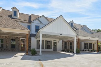 188 Emerite Dr, Lafayette, LA 70506