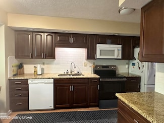 509 Piping Rock Rd, Brandenburg, KY 40108
