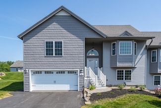 9 Lunas Ave Unit A, Epping, NH 03042