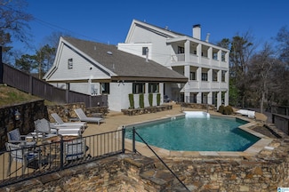 1423 Panorama Dr, Vestavia, AL 35216