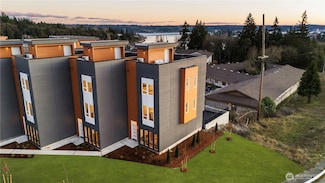 2749 Clare Ave Unit 1, Bremerton, WA 98310