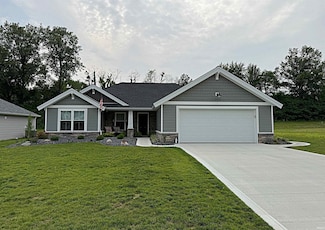 9 Beacon Way, Washington, IN 47501