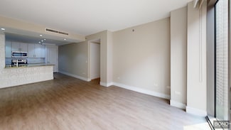 237 E 34th St Unit 1601, New York, NY 10016