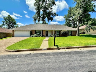 518 Meadow Creek Dr, Tyler, TX 75703