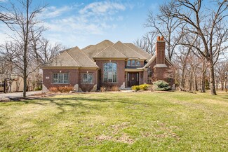 390 S Lombard Rd, Itasca, IL 60143