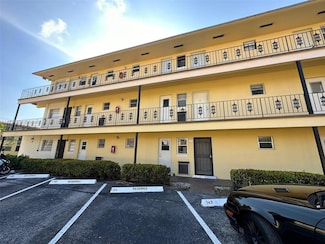 20201 NE 29th Ct Unit D111, Miami, FL 33180