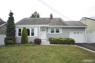 24 Cleveland Ave, Colonia, NJ 07067