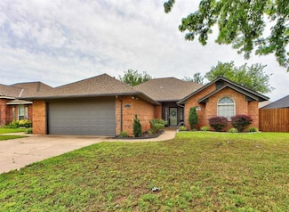 2012 Sagewood Dr, Edmond, OK 73013