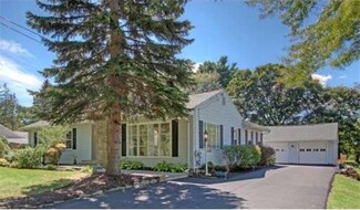 75 Oland Ln, Southborough, MA 01772