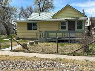 402 3rd Ave, Edgemont, SD 57735