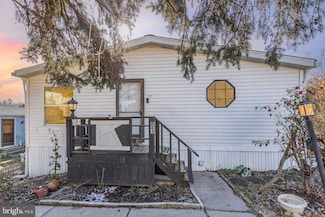 203 Oakfield Ct W, Lancaster, PA 17603