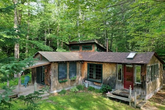 49 Pedrick Rd, Wilmot, NH 03287
