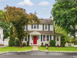 30 Myers Ave, Denville, NJ 07834