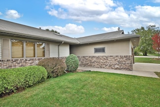 1506 E Rose St, Owatonna, MN 55060