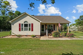 20 Sanders Rd, Benson, NC 27504