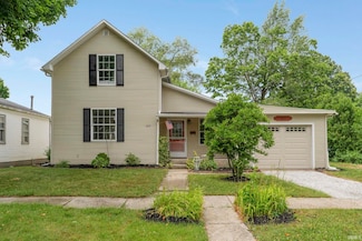 1611 Sprott St, Auburn, IN 46706