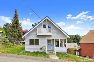 511 S 2nd St, Roslyn, WA 98941