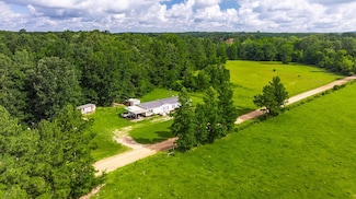 1709 County Road 4653, Timpson, TX 75975