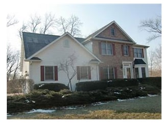 2230 Hickory Hills Rd, Muscatine, IA 52761