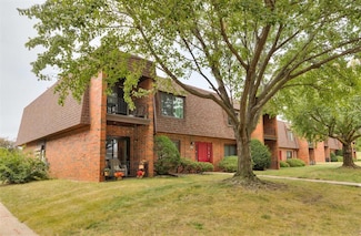 4549 Woodland Ave Unit 4, West Des Moines, IA 50266