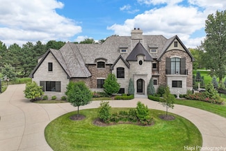 18 Enclave Ct, South Barrington, IL 60010
