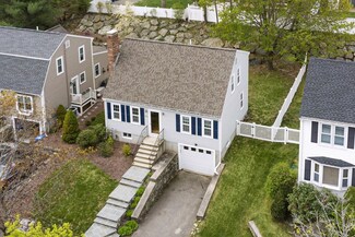 38 Helen St, Waltham, MA 02452