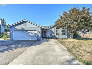 7320 NE 61st Ave, Vancouver, WA 98661