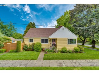 2635 NE Liberty St, Portland, OR 97211