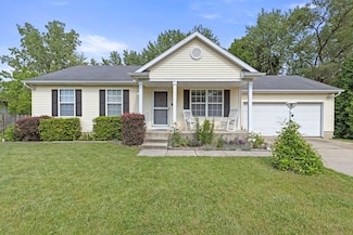 503 Pleasant Acres Dr, Nappanee, IN 46550