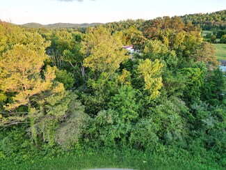 860 Stone Gate Dr, Burnside, KY 42519
