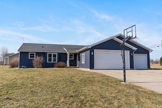 1335 S Wausau St, Warsaw, IN 46580