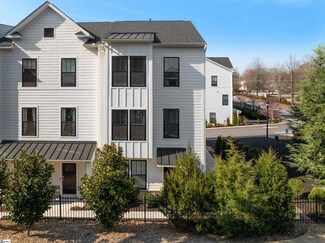 7 Millside Cir, Greenville, SC 29605