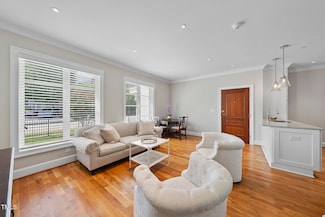 606 Daniels St Unit B, Raleigh, NC 27605