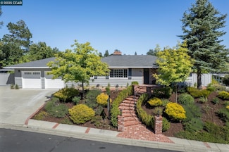 60 Bates Blvd, Orinda, CA 94563