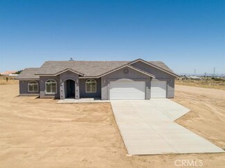 13800 Elm St, Hesperia, CA 92344